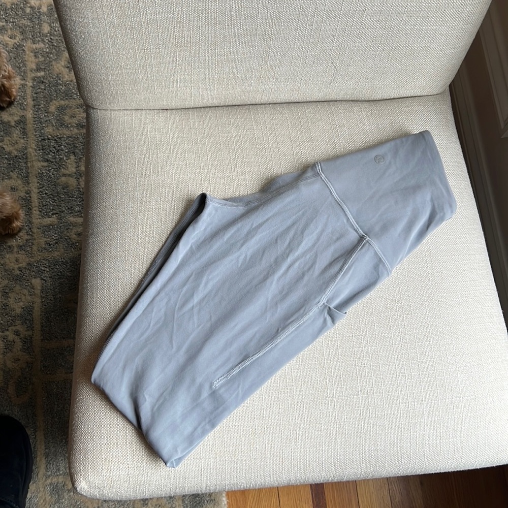 Align 25” high rise with pockets